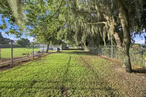 Exterior - 3102 Porter Rd, Lithia, FL 33547 photo 5 of 8