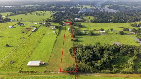 View/Area - 3102 Porter Rd, Lithia, FL 33547 photo 6 of 9