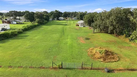 View/Area - 3102 Porter Rd, Lithia, FL 33547 photo 3 of 9