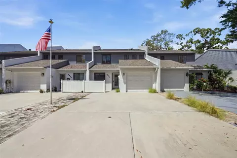 5824 Idle Forest Pl, Tampa, FL 33614