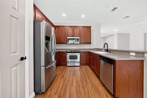 Kitchen - 9391 SW 66th Loop, Ocala, FL 34481 photo 1 of 3