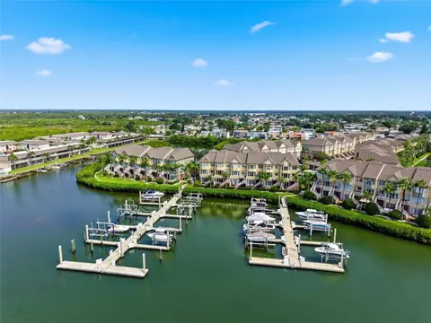 8703 Sunrise Jib Way, Tampa, FL 33615