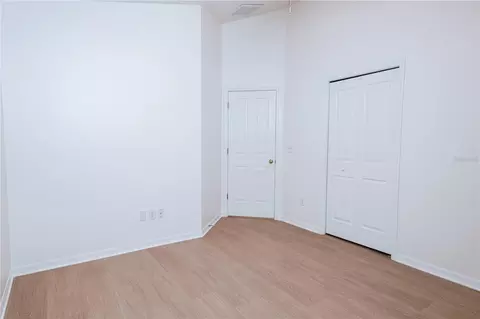 Bedroom - 1435 Tawnyberry Ct, Trinity, FL 34655 photo 2 of 2
