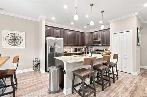 Kitchen - 15435 Mulholland Rd, Parrish, FL 34219 photo 2 of 8
