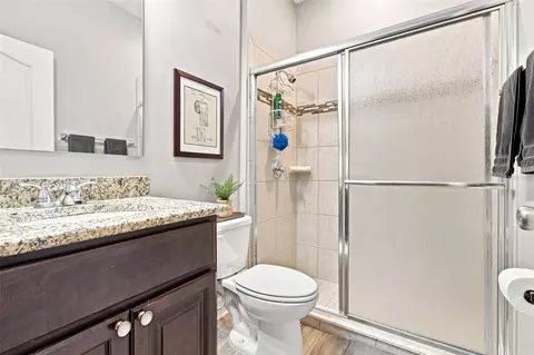 Bath - 15435 Mulholland Rd, Parrish, FL 34219 photo 1 of 6