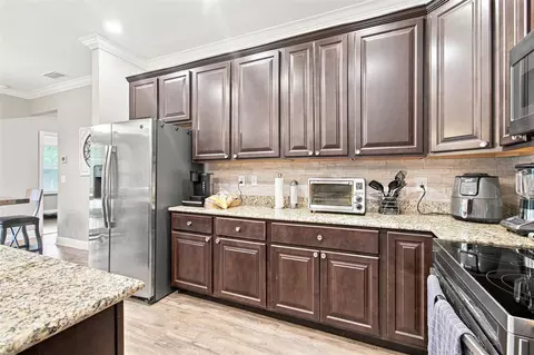 Kitchen - 15435 Mulholland Rd, Parrish, FL 34219 photo 4 of 8