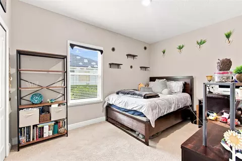 Bedroom - 15435 Mulholland Rd, Parrish, FL 34219 photo 1 of 7