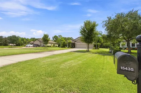 Exterior - 15435 Mulholland Rd, Parrish, FL 34219 photo 2 of 14