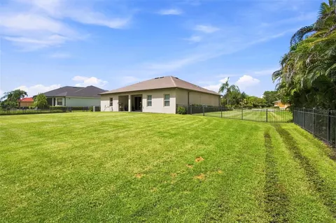 Exterior - 15435 Mulholland Rd, Parrish, FL 34219 photo 9 of 14