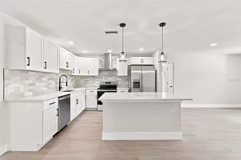 Kitchen - 216 23rd St E, Bradenton, FL 34208 photo 1 of 4