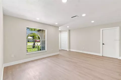Living - 216 23rd St E, Bradenton, FL 34208 photo 5 of 5