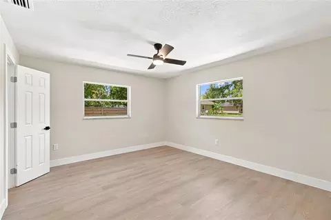 Bedroom - 216 23rd St E, Bradenton, FL 34208 photo 2 of 2