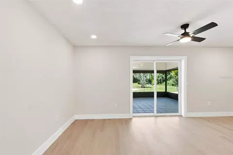 Living - 216 23rd St E, Bradenton, FL 34208 photo 3 of 5