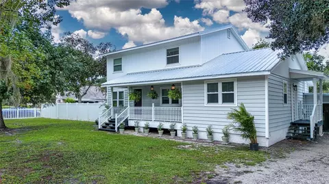 Exterior - 2501 Lightfoot Rd, Wimauma, FL 33598 photo 4 of 11
