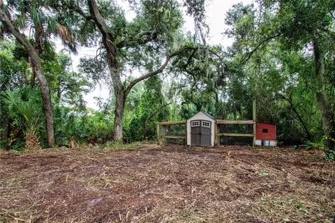 Exterior - 2501 Lightfoot Rd, Wimauma, FL 33598 photo 8 of 11