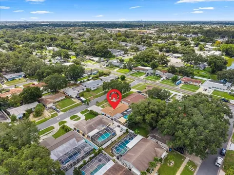 View/Area - 490 E Lake Dr, Largo, FL 33771 photo 9 of 32