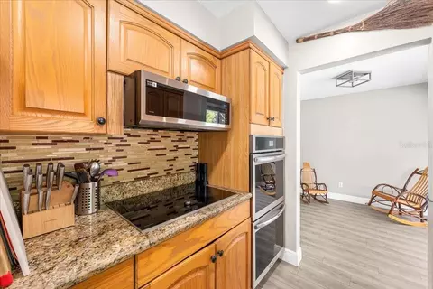 Kitchen - 490 E Lake Dr, Largo, FL 33771 photo 3 of 8