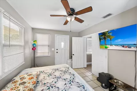 Bedroom - 490 E Lake Dr, Largo, FL 33771 photo 1 of 5