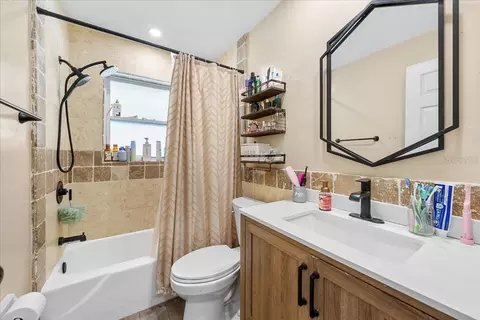 Bath - 490 E Lake Dr, Largo, FL 33771 photo 4 of 4