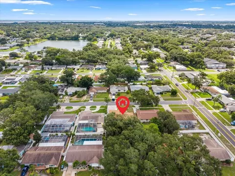 View/Area - 490 E Lake Dr, Largo, FL 33771 photo 10 of 32