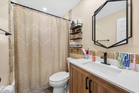 Bath - 490 E Lake Dr, Largo, FL 33771 photo 3 of 4