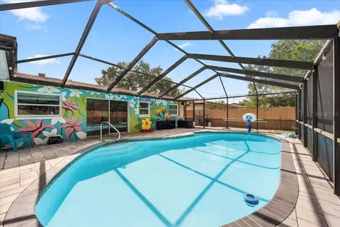 Exterior - 490 E Lake Dr, Largo, FL 33771 photo 2 of 11