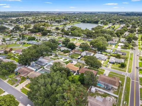 View/Area - 490 E Lake Dr, Largo, FL 33771 photo 25 of 32
