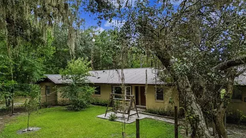 50 NE 120th Ave, Silver Springs, FL 34488
