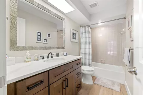 Bath - 3428 Brookridge Ln, Parrish, FL 34219 photo 4 of 4