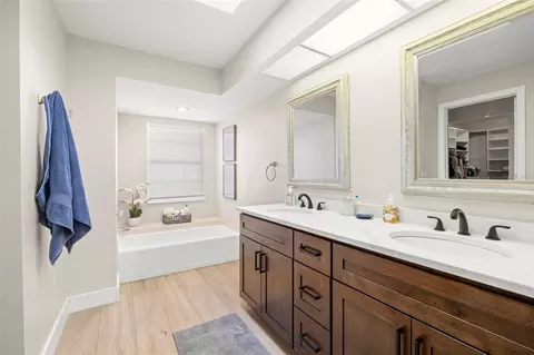 Bath - 3428 Brookridge Ln, Parrish, FL 34219 photo 2 of 4
