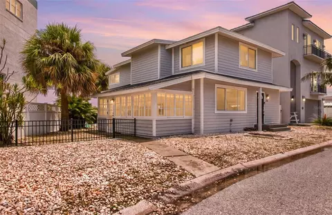 300 Bay Plz, Treasure Island, FL 33706