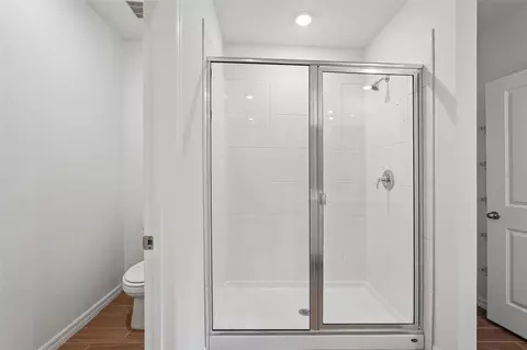 Bath - 7725 Satterfield Ter, Parrish, FL 34219 photo 1 of 4