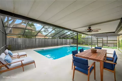 1418 Shell Flower Dr, Brandon, FL 33511