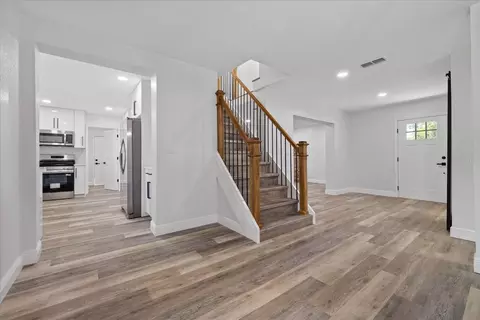 Entry Way - 11002 Riverview Dr, Riverview, FL 33578 photo 4 of 6