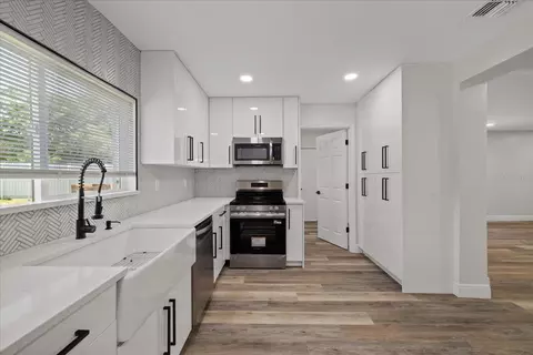 Kitchen - 11002 Riverview Dr, Riverview, FL 33578 photo 1 of 3