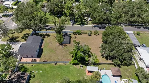 View/Area - 11002 Riverview Dr, Riverview, FL 33578 photo 2 of 4
