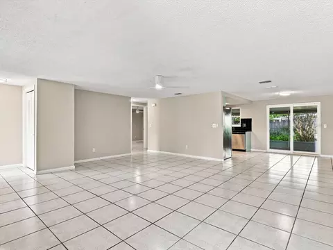 Living - 6002 Firefly Ln, Apollo Beach, FL 33572 photo 4 of 12