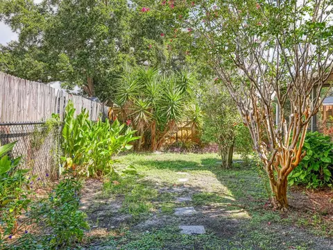 Exterior - 6002 Firefly Ln, Apollo Beach, FL 33572 photo 11 of 15