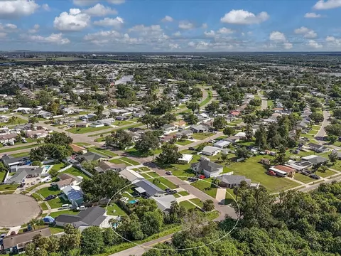 View/Area - 6002 Firefly Ln, Apollo Beach, FL 33572 photo 2 of 20