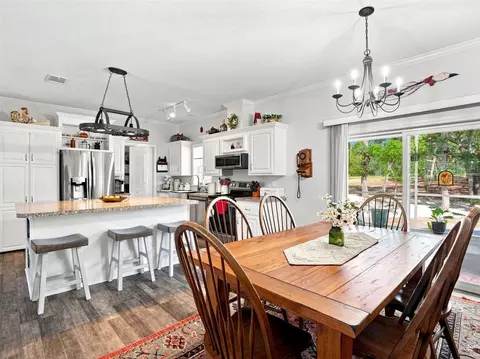 Dining - 333 Suncoast Blvd, Spring Hill, FL 34608 photo 3 of 3