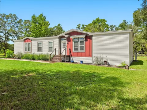 Exterior - 341 Suncoast Blvd, Spring Hill, FL 34608 photo 4 of 9