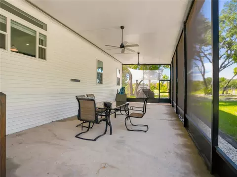 Exterior - 341 Suncoast Blvd, Spring Hill, FL 34608 photo 7 of 9