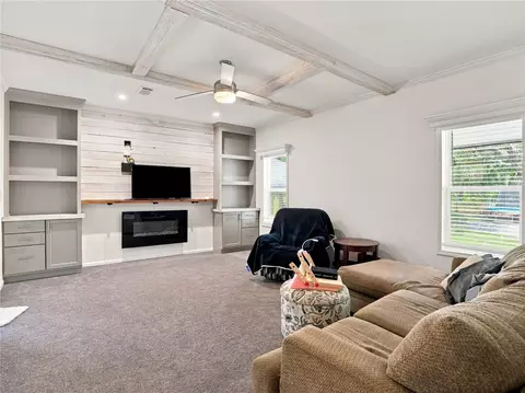 Living - 341 Suncoast Blvd, Spring Hill, FL 34608 photo 1 of 7