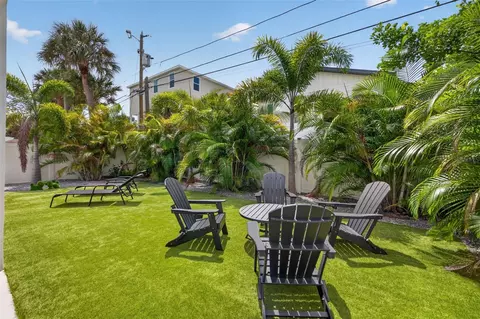 Exterior - 16210 3rd St E, Redington Beach, FL 33708 photo 8 of 14