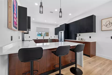 Kitchen - 16210 3rd St E, Redington Beach, FL 33708 photo 3 of 10