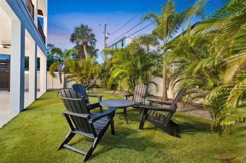 Exterior - 16210 3rd St E, Redington Beach, FL 33708 photo 7 of 14