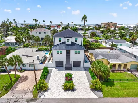 View/Area - 16210 3rd St E, Redington Beach, FL 33708 photo 5 of 6
