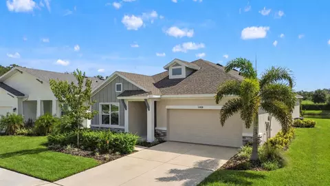 Exterior - 11920 Richmond Trl, Parrish, FL 34219 photo 4 of 12
