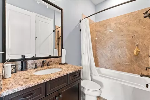 Bath - 17331 Ladera Estates Blvd, Lutz, FL 33548 photo 8 of 8