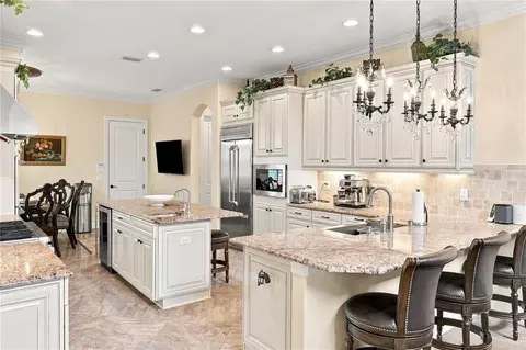 Kitchen - 17331 Ladera Estates Blvd, Lutz, FL 33548 photo 2 of 5
